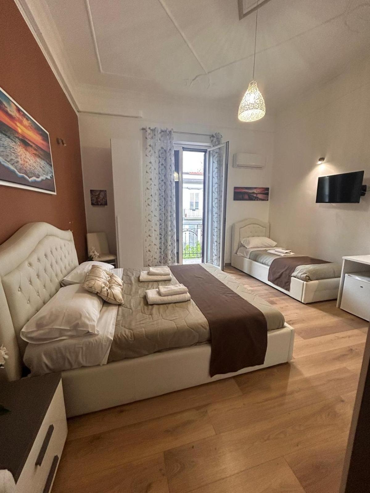 Emanuela Home Palermo Exteriör bild